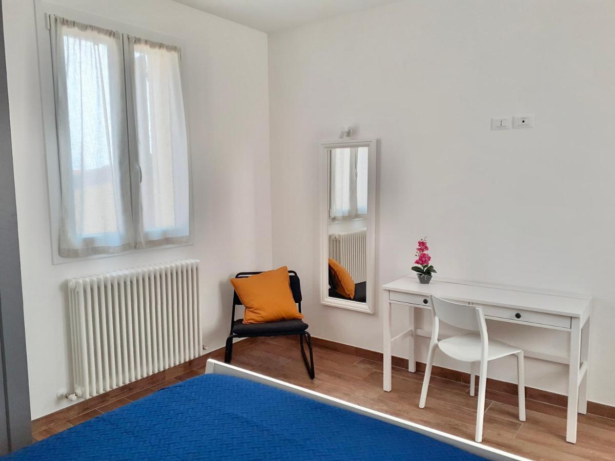 Casa Vacanze Con Vista Mare E Giardino - Amanecer Marzocca di Senigallia Luaran gambar