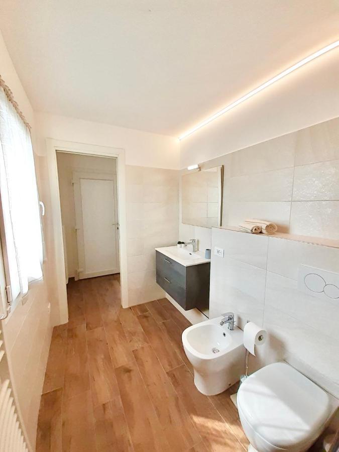 Casa Vacanze Con Vista Mare E Giardino - Amanecer Marzocca di Senigallia Luaran gambar
